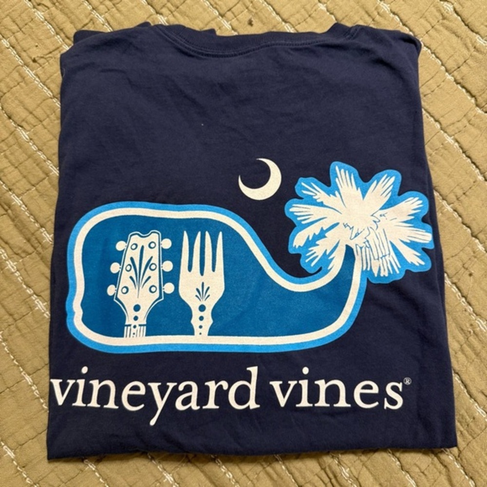 Vineyard Vines Navy Blue Southern Ground Whale Graphic Tee LS